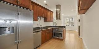 1126 COLUMBIA Road NW unit: 3 Gallery 1