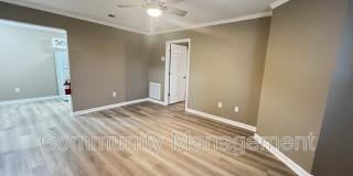 2150 N Sherwood Forest Dr Gallery 1