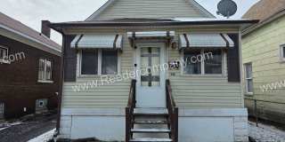 3 bedroom house with brand new flooring Gallery 1