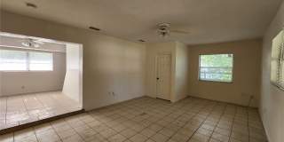 2831 NE 17 Drive Gallery 9