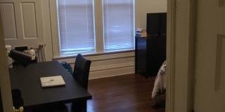 416 S. Dunn Gallery 21