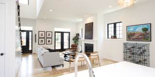 Beautiful, Custom-Built Lochlyn Hill Home Gallery 14