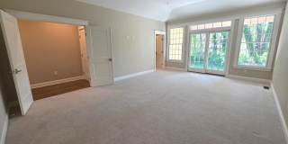 94 WOLF CREEK Circle Gallery 20