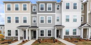 Stunning 3/3.5 Townhome in SE Raleigh Gallery 6