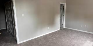 63 CONSTITUTION Avenue Gallery 15