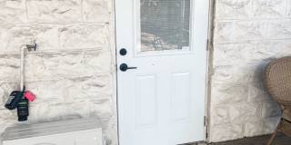 MOVE IN SPECIAL !! COZY 1/1  CONVENIENTLY LOCATED CLOSE TO DOWNTOWN ST. PETERSBURG Gallery 3