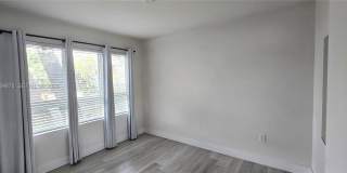 2535 NE 193rd St Gallery 20