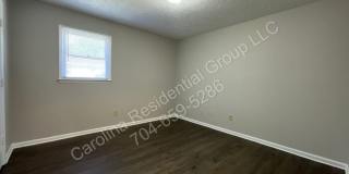 322 East Sumter Street Gallery 7