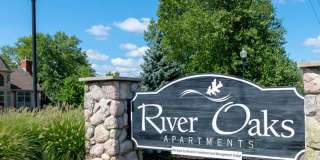 River Oaks Apartments Gallery 30