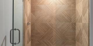 Modern 2BR/2BA with High Ceilings, W&D, Roommate-Friendly Floorplan Gallery 14