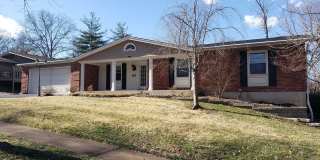 4 Bedroom Ballwin Home Gallery 1