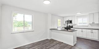 AVAILABLE AUGUST 1ST!! CHECK OUT THIS GORGEOUS 3 BEDROOM! AVAILABLE AUGUST 1ST!! CHECK OUT THIS GORGEOUS 3 BEDROOM! Gallery 8