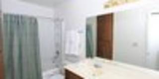Edgewater Gallery 17