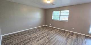 Charming 4 Bedroom Home Near Tinker AFB Gallery 4