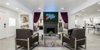 1913 Birch Street Gallery 1