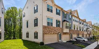 19753 GREEN VILLAGE DR Gallery 1