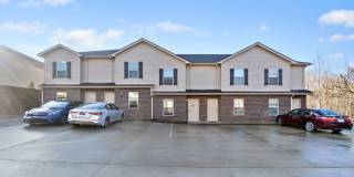 2 Bedroom Pet Friendly Townhome For Rent Near Post! Gallery 1