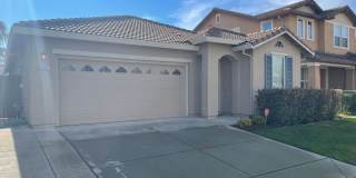 Large, Clean, Neat 3 Bedroom, 2 Bathroom 1900 sqft. Anatolia Home for Lease. Gallery 1