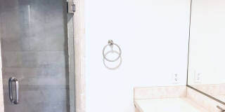 304 S Elm Dr Gallery 28