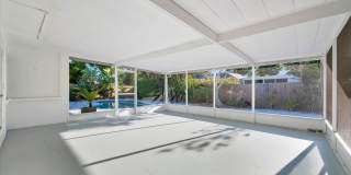Stunning Pool Home in Sapphire Shores – West of the Trail Near the Ringling Museum Gallery 5