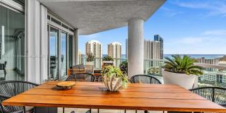 16500 Collins Ave Gallery 29