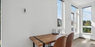 Fifty-Two Apartments - Student Housing Gallery 8