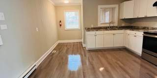three bedroom duplex with ALL utilities included three bedroom duplex with ALL utilities included Gallery 5