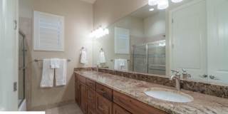 Stunning 2 Bedroom Fully Furnished Home. Community Pool & Mini Golf! Gallery 41