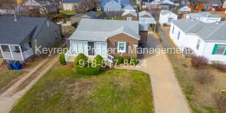 Charming And Cozy 2 Bedroom Home Charming And Cozy 2 Bedroom Home Gallery 1