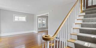 199 Houston Avenue Gallery 14