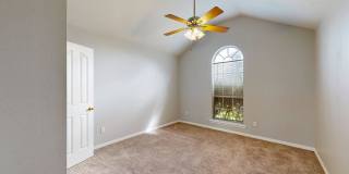 2404 Trace Mdws Gallery 17