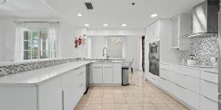 2124 Fisher Island Drive Gallery 30