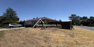 Nice 2bd/1ba Carmichael Duplex with 1 Car Garage Gallery 1