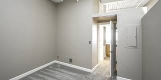 Greenhouse Gallery 68