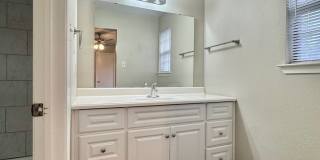 NOW AVAILABLE... 3-Bedroom 2-Bathroom Townhome in Capital Heights! Gallery 14