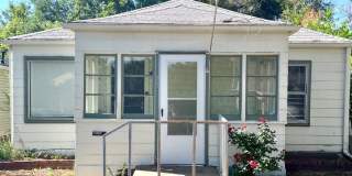 Charming 2 Bedroom Home in Old Town Longmont! Gallery 1