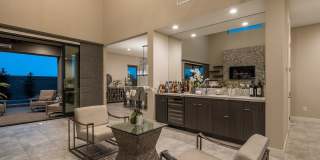 Luxury Home located in The Ridges of Summerlin Gallery 17
