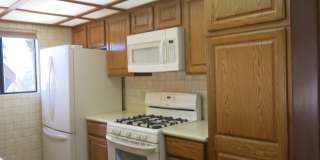 4 beds, 2 baths, 2 car garage . Boulder City RV parking Gallery 6