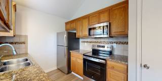 2 WEEKS FREE!!! NEW PAINT!!!!!! ONLY $1,395!! Gallery 11