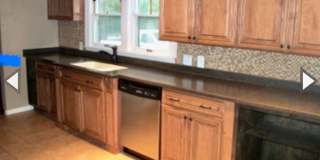 LARGE, 5 BD/2 BA house, near campus! Gallery 5