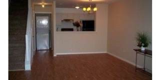 1046 WARWICK Court Gallery 2