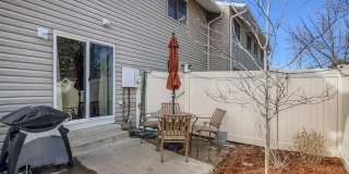 Corner Unit 2 BDR / 2.5 BA Townhome Gallery 28