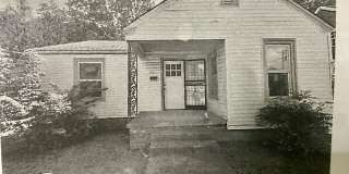 906 N Royal St Gallery 1