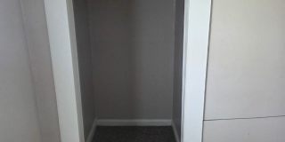 Remodeled 2 bed unit, ready for a new family Gallery 9
