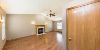 1032 Pebble Brook Dr Gallery 4