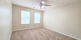 914 Tisbury Parkway Gallery 11