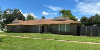 536 W Yoakum Avenue Gallery 2