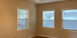 2-Bed, 2-Bath Cottage PENDING Gallery 6