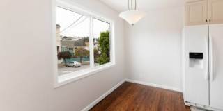 Beautiful rehabbed Mid-Century single family home Gallery 10