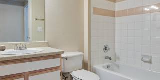 Lakeshore Villas Gallery 19